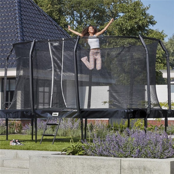 Salta Trampoliini First Class 366x214 cm, musta sis. turvaverkon portaat