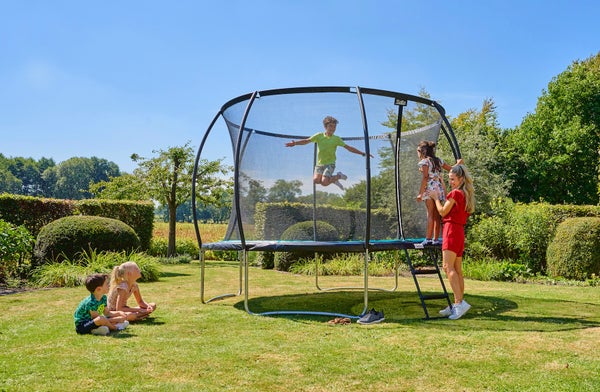 Salta Trampoliini Cosmos &Oslash;366 cm, musta sis. turvaverkon