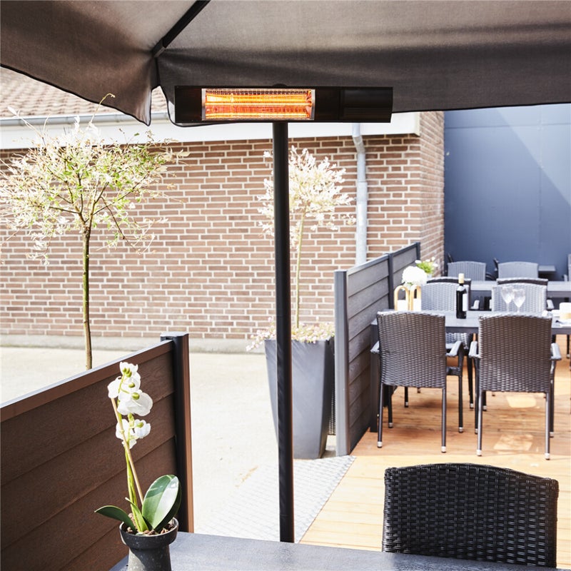 HORTUS Terassil&auml;mmitin 500/1000/1500W lattiamalli, kaukos&auml;&auml;din, RGT, musta