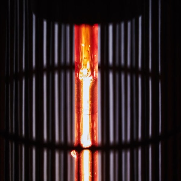 HEAT1 ECO high-line p&ouml;yd&auml;nalusmalli "Cone" 1200W, musta