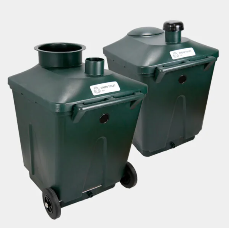 Lindroos Huussi ja Green Toilet Family kompostik&auml;ym&auml;l&auml; paketti