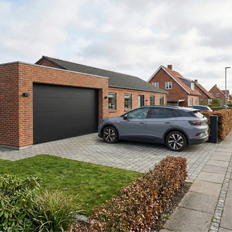 Autotallinovi 240 x 200 cm moottorilla, musta NORDIC HOME